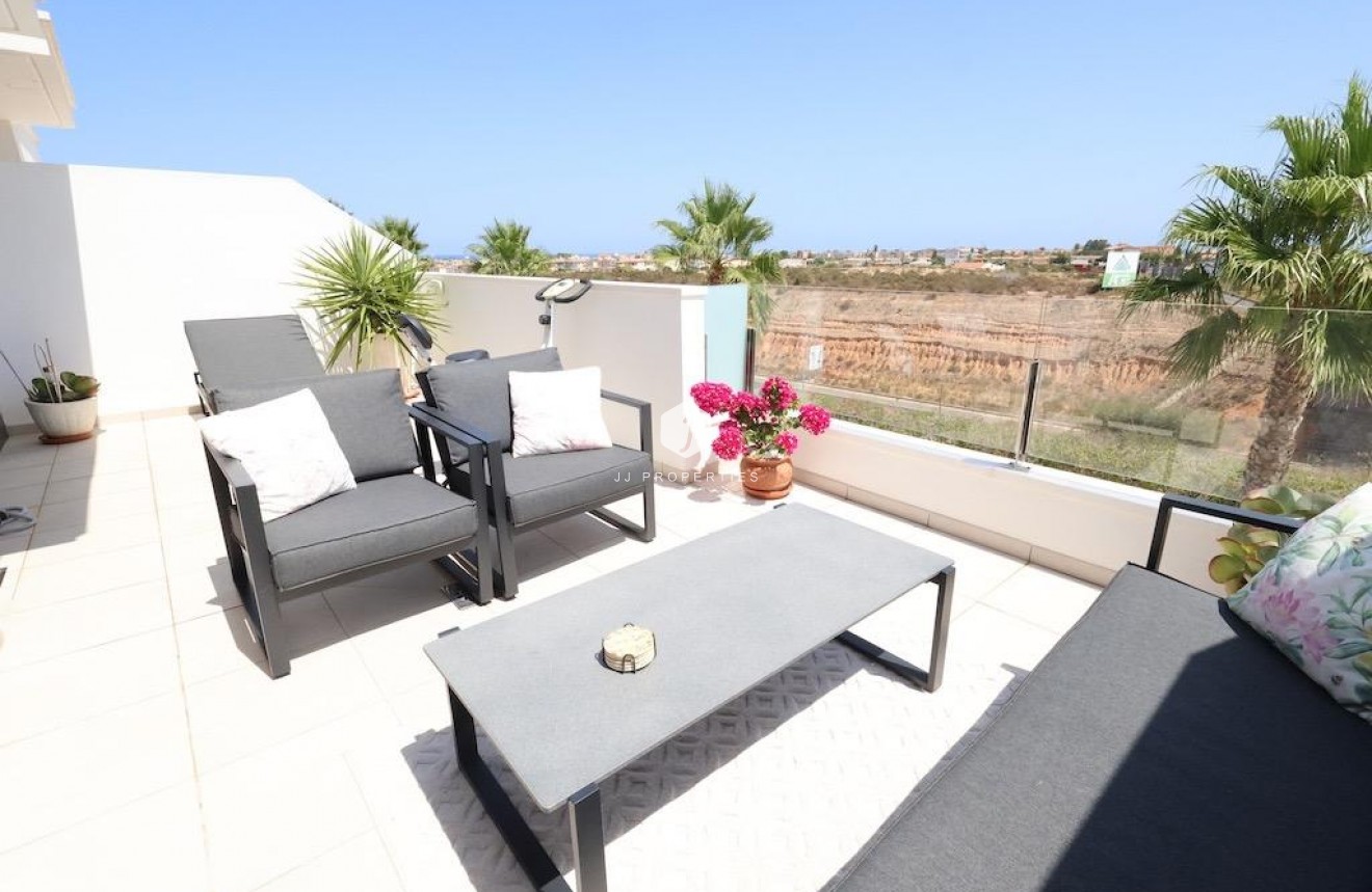 Resale - Duplex -
Orihuela Costa - Costa Blanca