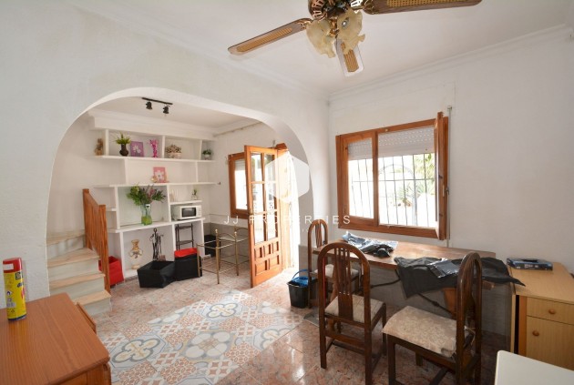Aus zweiter Hand - Chalet -
Torrevieja - Costa Blanca