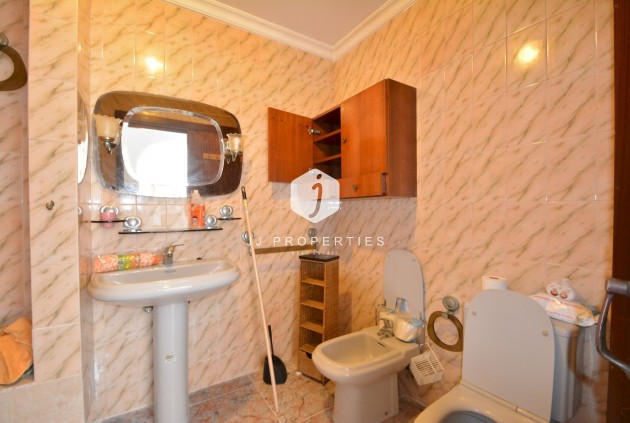Aus zweiter Hand - Chalet -
Torrevieja - Costa Blanca