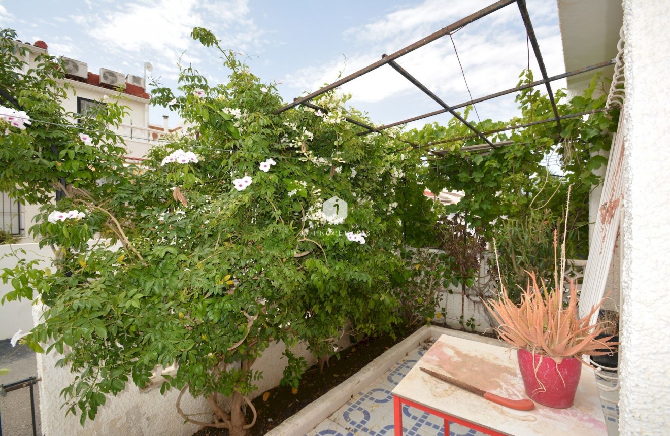Aus zweiter Hand - Chalet -
Torrevieja - Costa Blanca