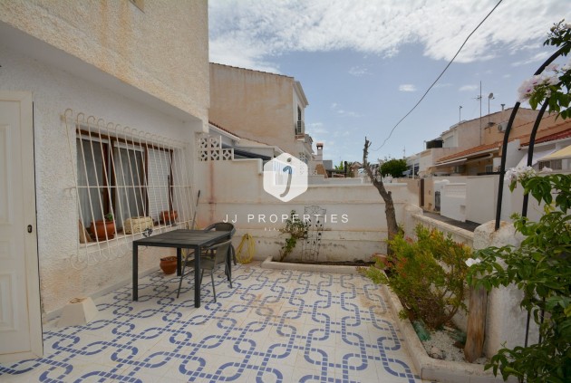 Aus zweiter Hand - Chalet -
Torrevieja - Costa Blanca