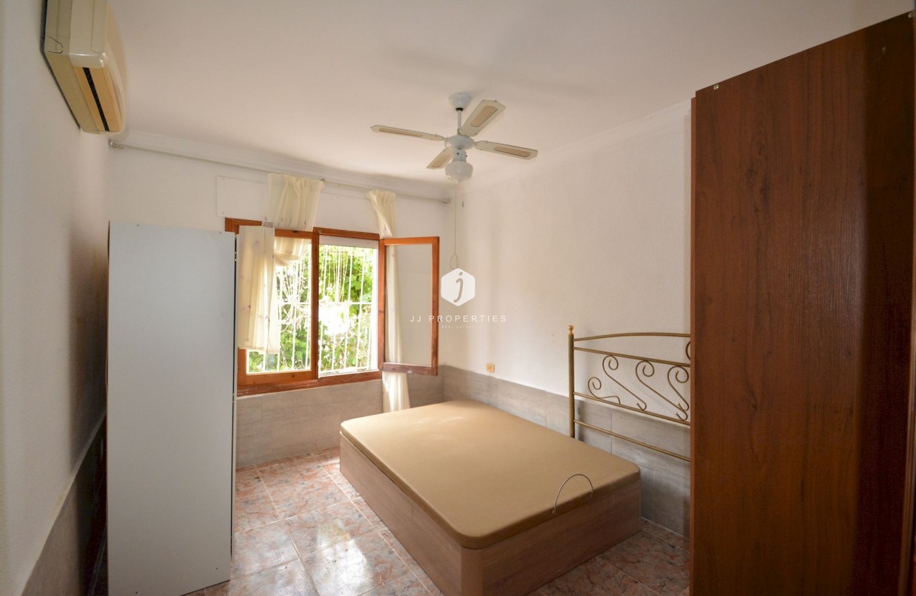 Aus zweiter Hand - Chalet -
Torrevieja - Costa Blanca