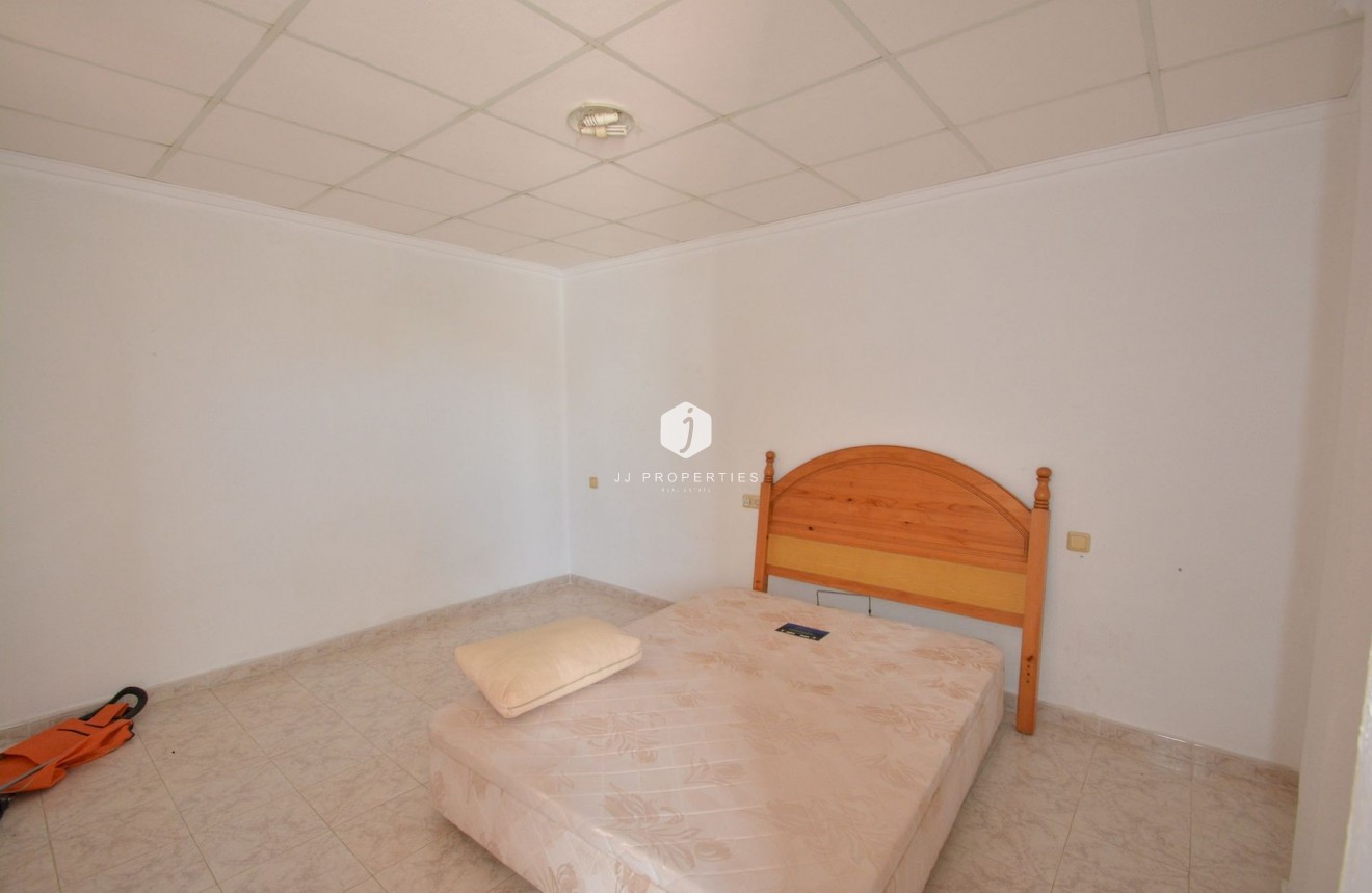 Aus zweiter Hand - Chalet -
Torrevieja - Costa Blanca