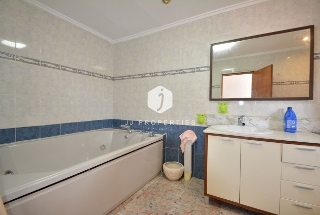 Aus zweiter Hand - Chalet -
Torrevieja - Costa Blanca