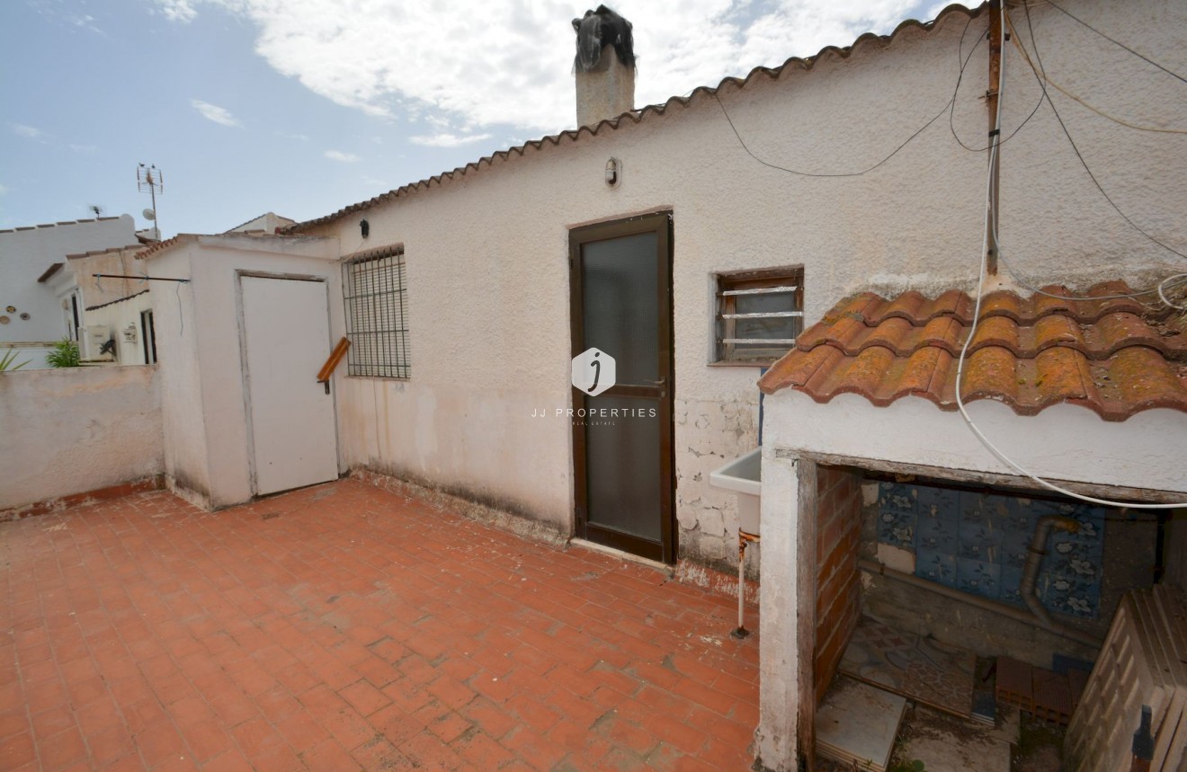 Aus zweiter Hand - Chalet -
Torrevieja - Costa Blanca