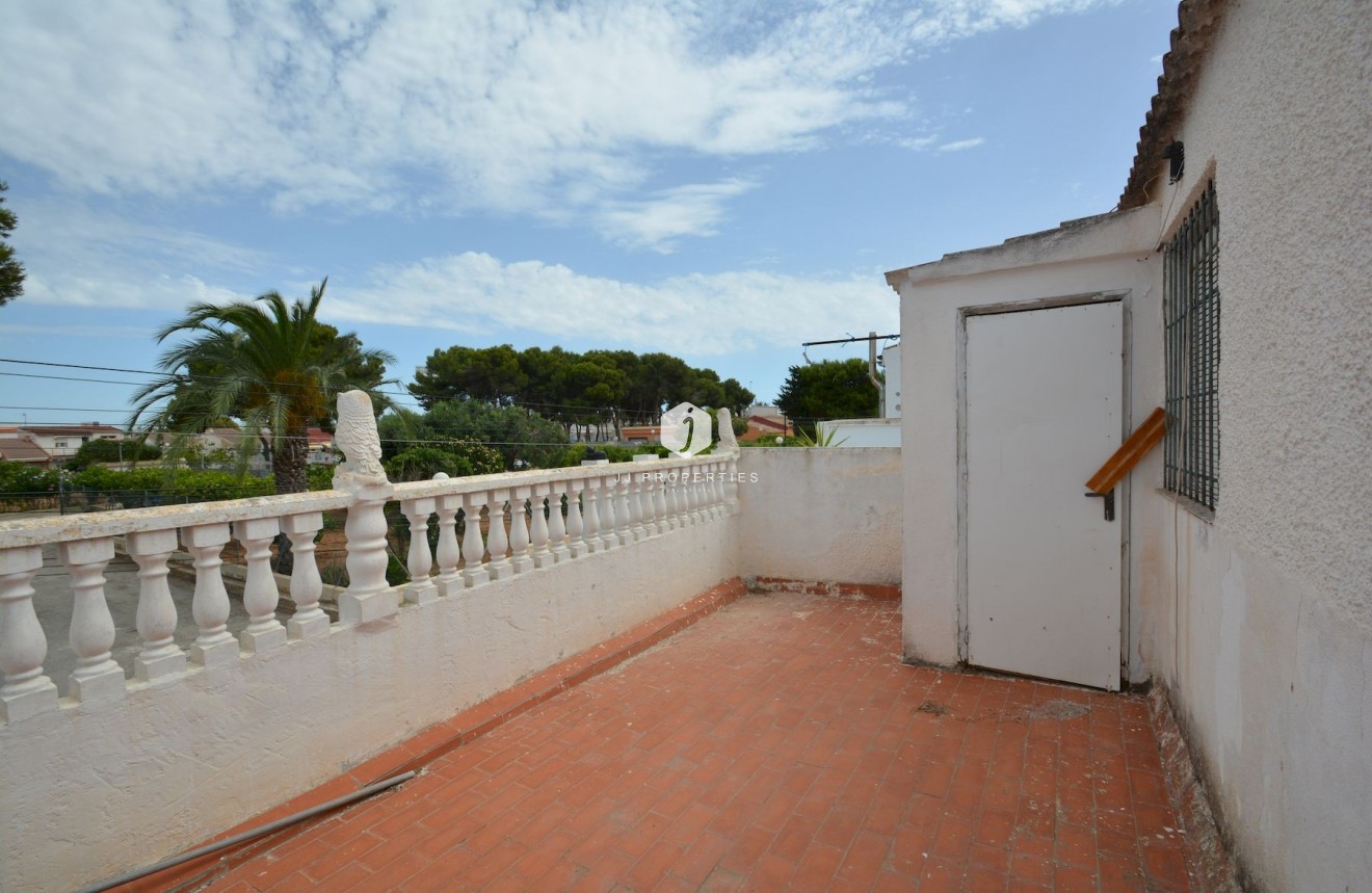 Aus zweiter Hand - Chalet -
Torrevieja - Costa Blanca