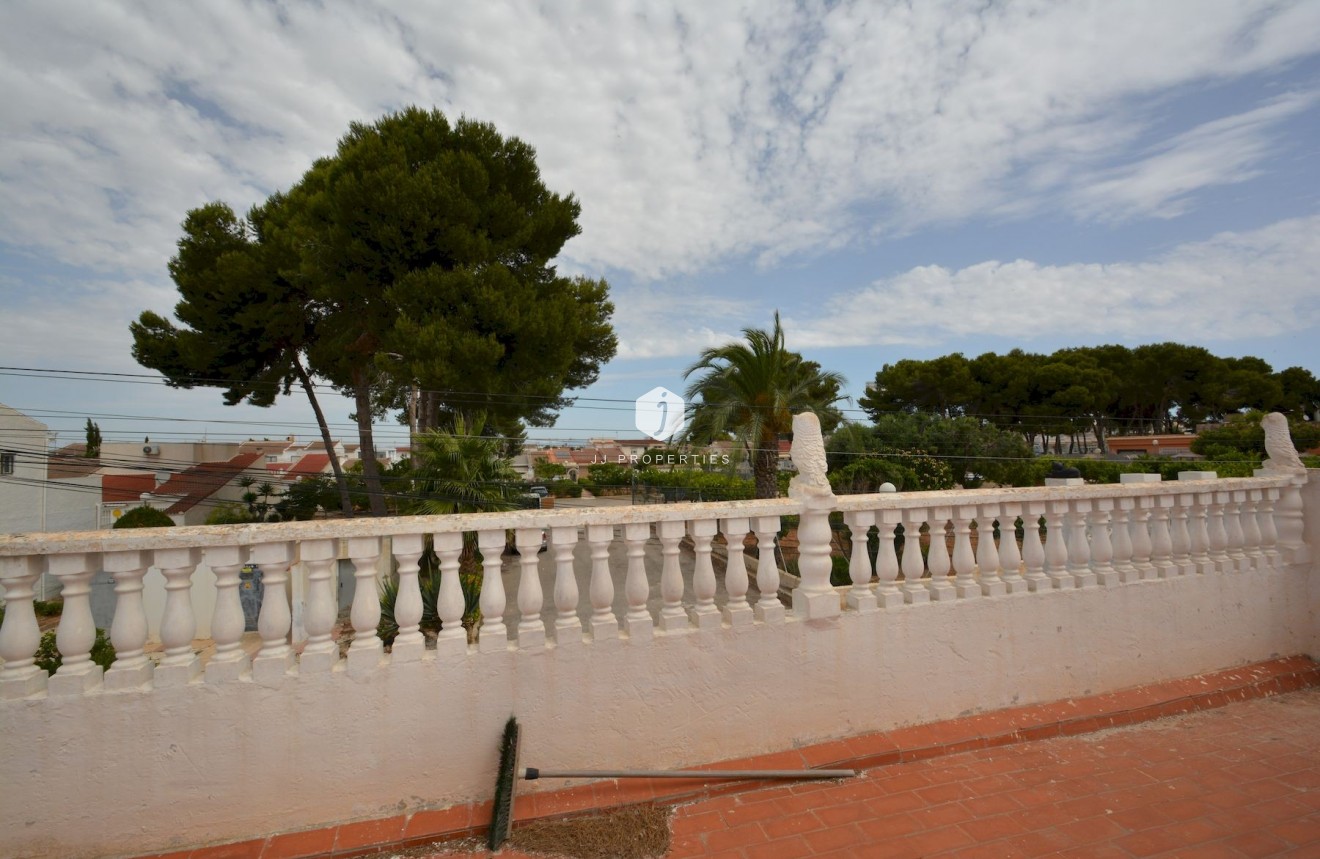 Aus zweiter Hand - Chalet -
Torrevieja - Costa Blanca