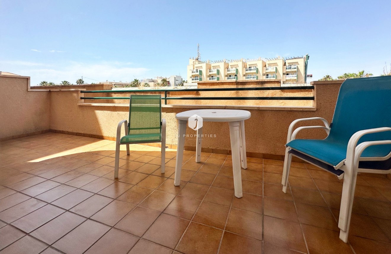 Aus zweiter Hand - Wohnung -
Orihuela Costa - Costa Blanca