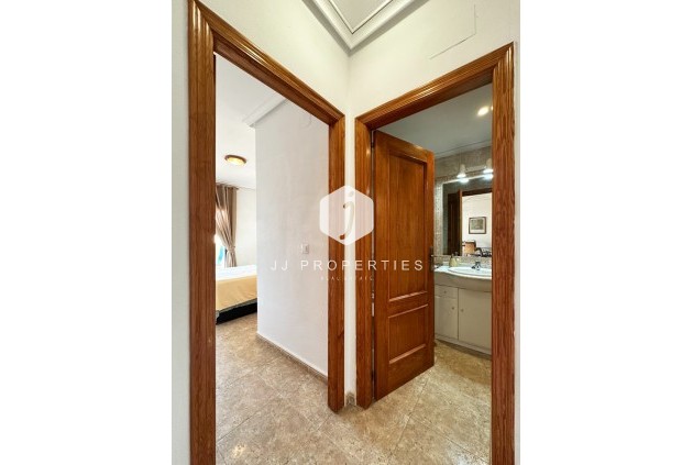 Aus zweiter Hand - Wohnung -
Orihuela Costa - Costa Blanca