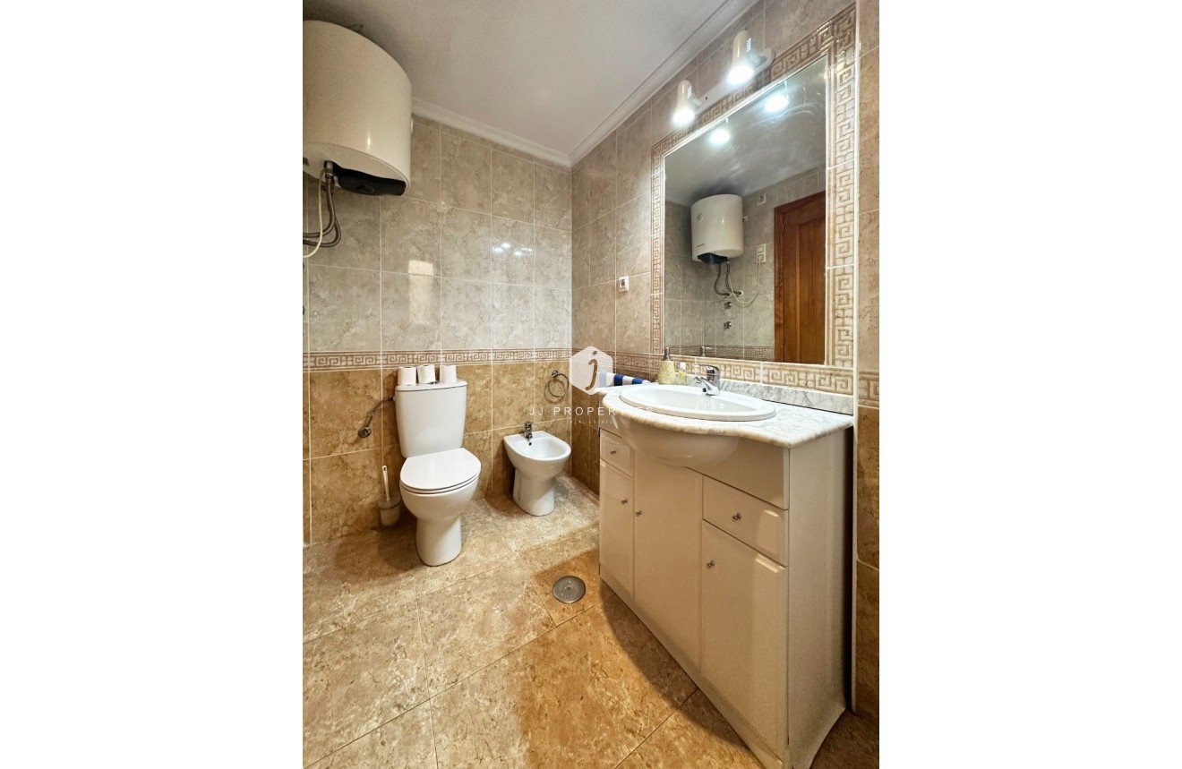 Aus zweiter Hand - Wohnung -
Orihuela Costa - Costa Blanca