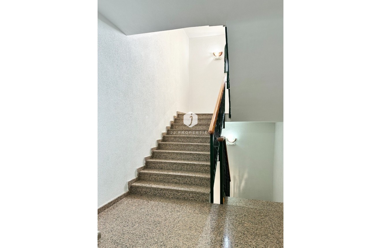 Aus zweiter Hand - Wohnung -
Orihuela Costa - Costa Blanca