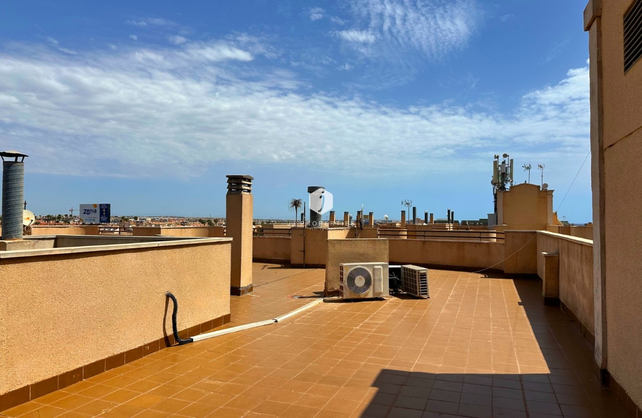 Aus zweiter Hand - Wohnung -
Orihuela Costa - Costa Blanca