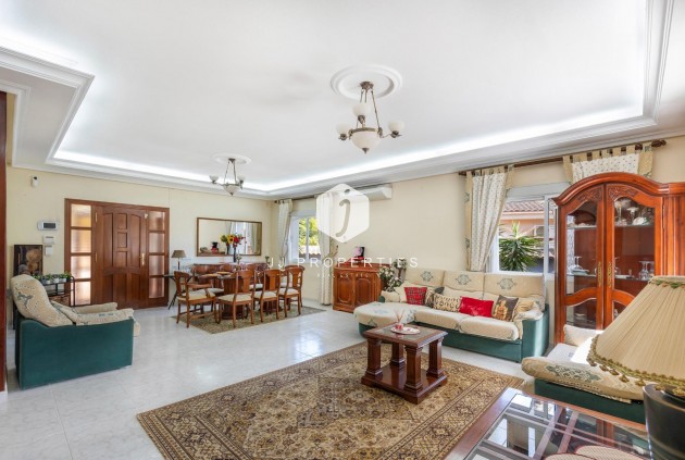 Z drugiej ręki - Villa -
Rojales - Pueblo Bravo