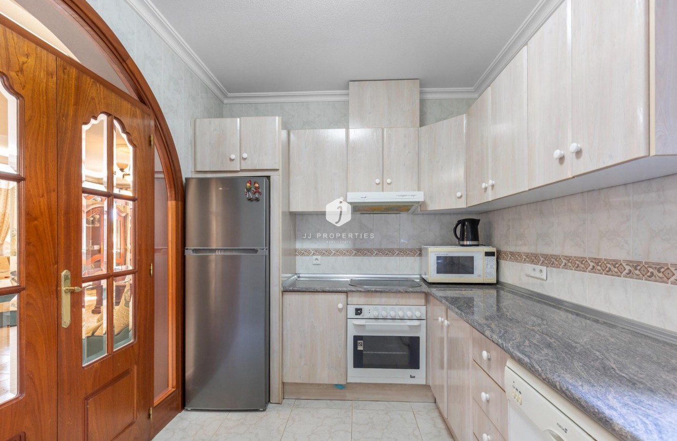 Z drugiej ręki - Villa -
Rojales - Pueblo Bravo