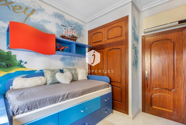 Z drugiej ręki - Villa -
Rojales - Pueblo Bravo
