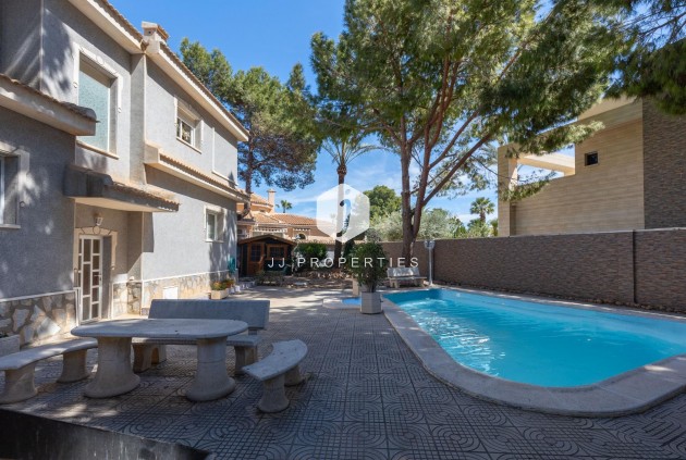 Z drugiej ręki - Villa -
Rojales - Pueblo Bravo