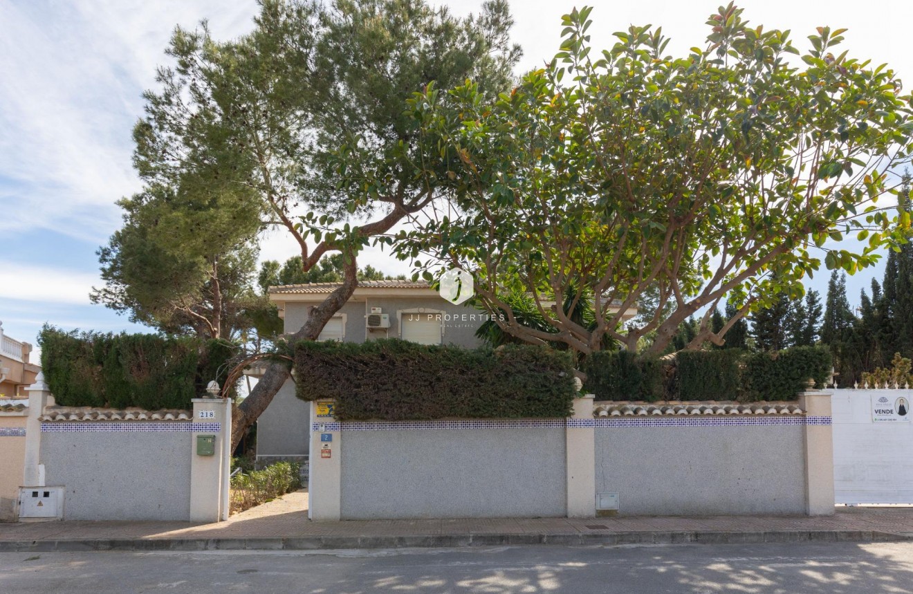 Z drugiej ręki - Villa -
Rojales - Pueblo Bravo