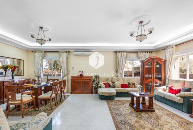 Z drugiej ręki - Villa -
Rojales - Pueblo Bravo
