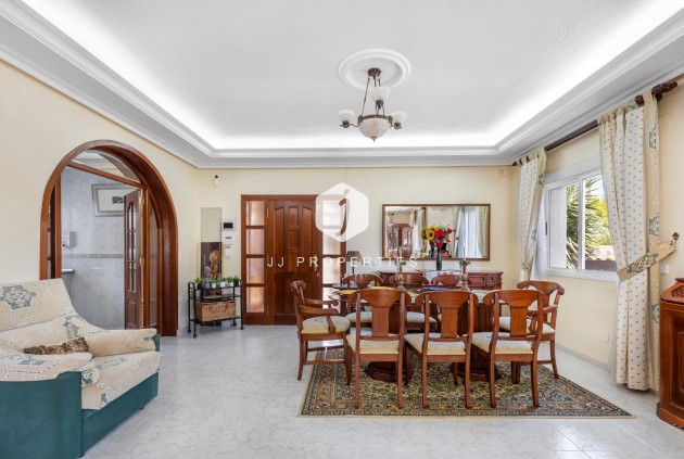Z drugiej ręki - Villa -
Rojales - Pueblo Bravo