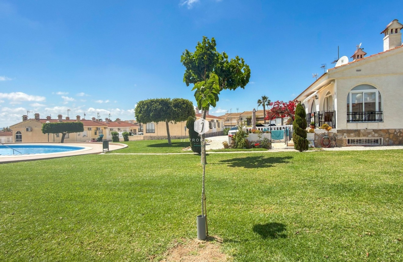 Resale - Chalet -
Ciudad Quesada - Costa Blanca