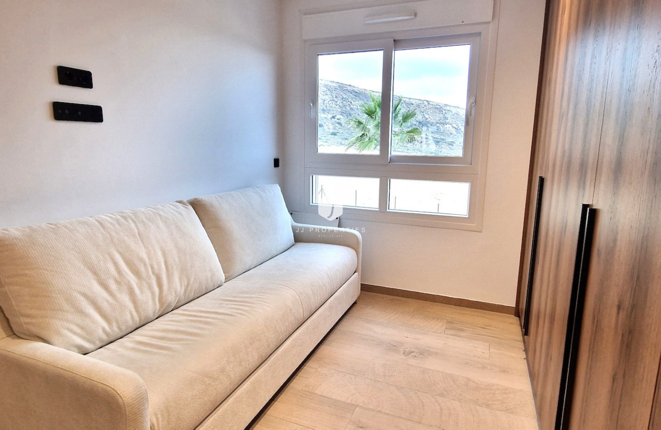 Segunda mano - Bungalow -
Algorfa - Inland