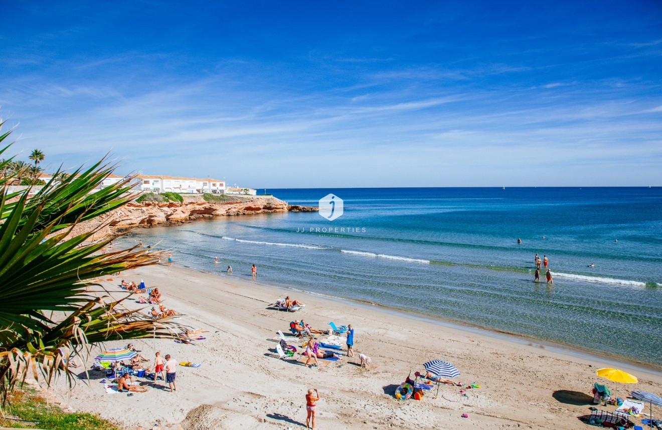 Resale - Apartment / flat -
Orihuela Costa - Costa Blanca