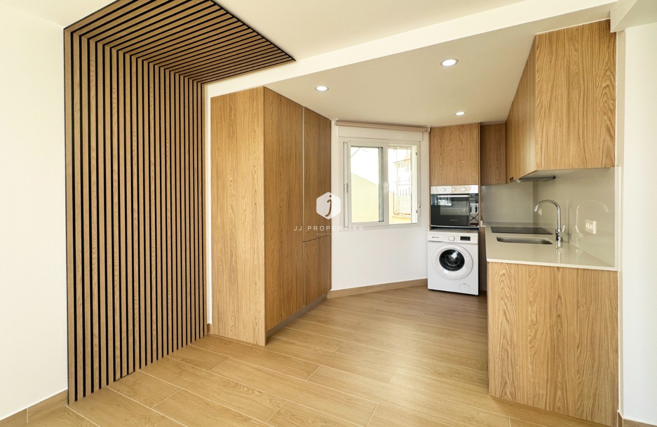 Resale - Apartment / flat -
Orihuela Costa - Costa Blanca