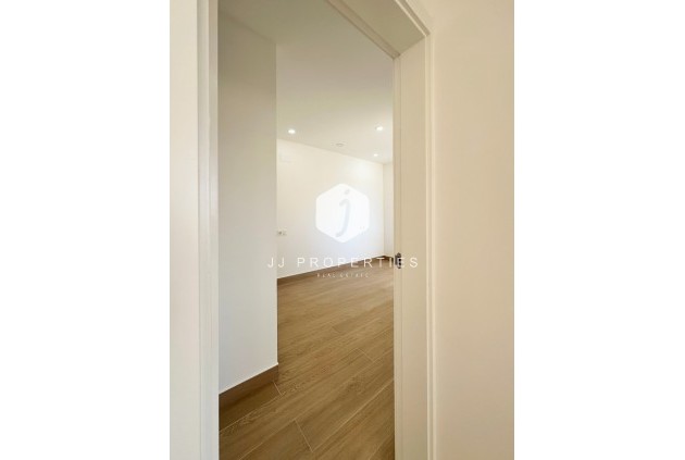 Resale - Apartment / flat -
Orihuela Costa - Costa Blanca
