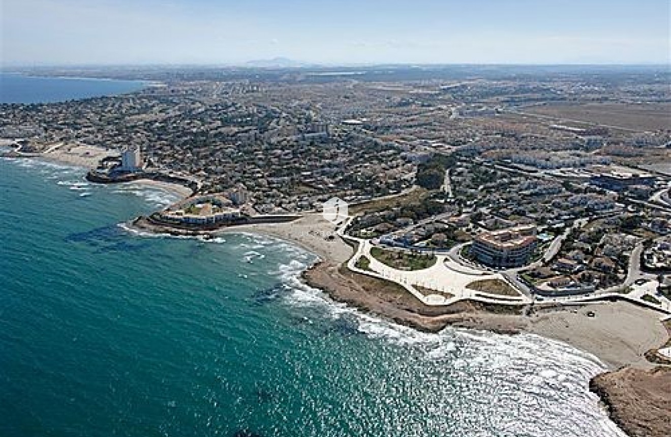 Resale - Apartment / flat -
Orihuela Costa - Costa Blanca