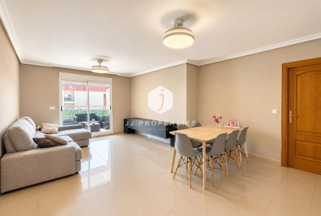 Aus zweiter Hand - Penthouse -
Orihuela Costa - Lomas de Cabo Roig
