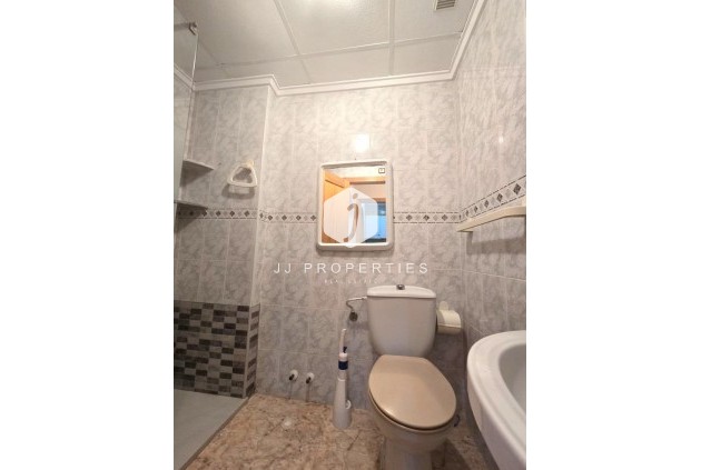 Tweedehands - Appartement / flat -
Torrevieja - Habaneras
