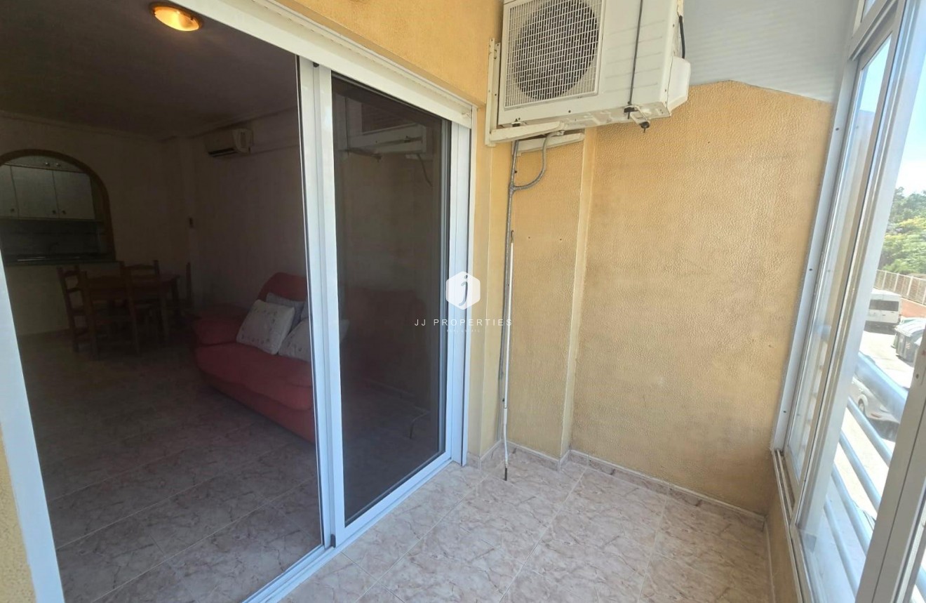 Tweedehands - Appartement / flat -
Torrevieja - Habaneras