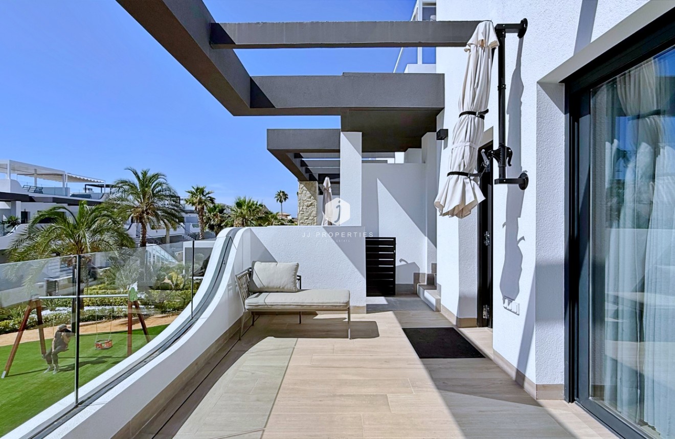 Z drugiej ręki - Daszek -
Orihuela Costa - Costa Blanca
