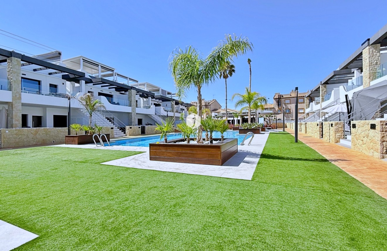Z drugiej ręki - Daszek -
Orihuela Costa - Costa Blanca