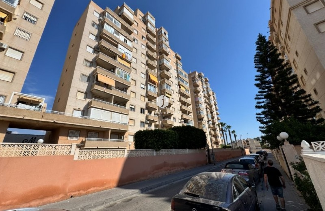 Aus zweiter Hand - Wohnung -
Torrevieja - Costa Blanca