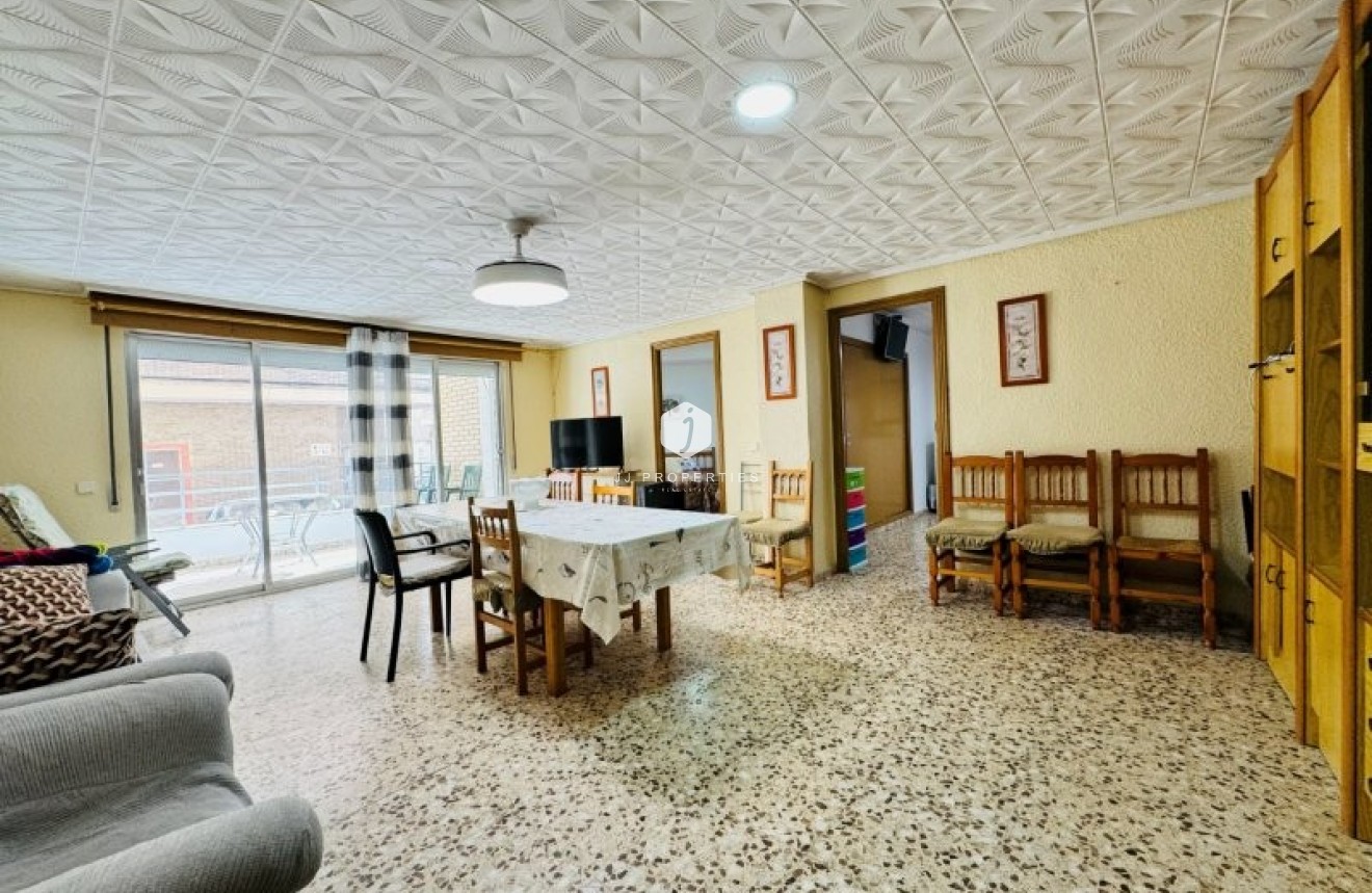 Tweedehands - Appartement / flat -
La Mata - Costa Blanca