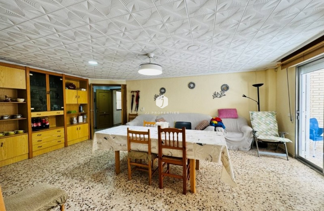 Tweedehands - Appartement / flat -
La Mata - Costa Blanca