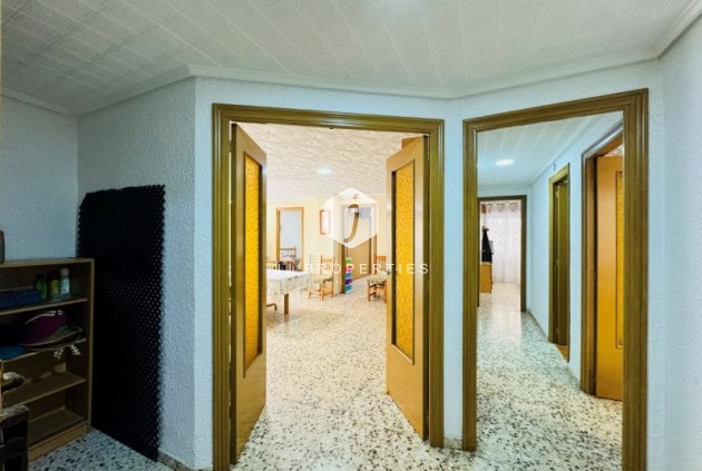 Tweedehands - Appartement / flat -
La Mata - Costa Blanca