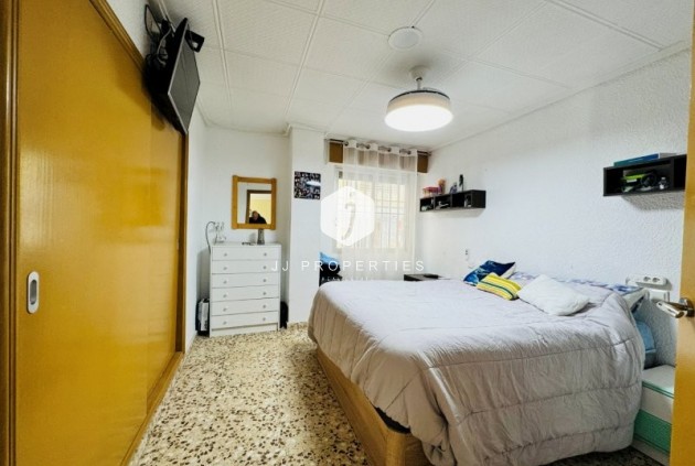 Tweedehands - Appartement / flat -
La Mata - Costa Blanca