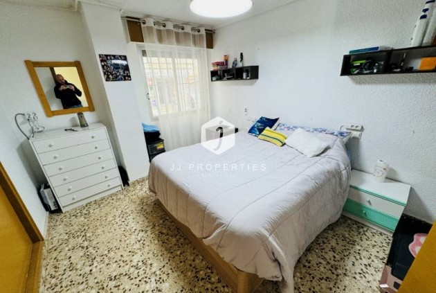 Tweedehands - Appartement / flat -
La Mata - Costa Blanca