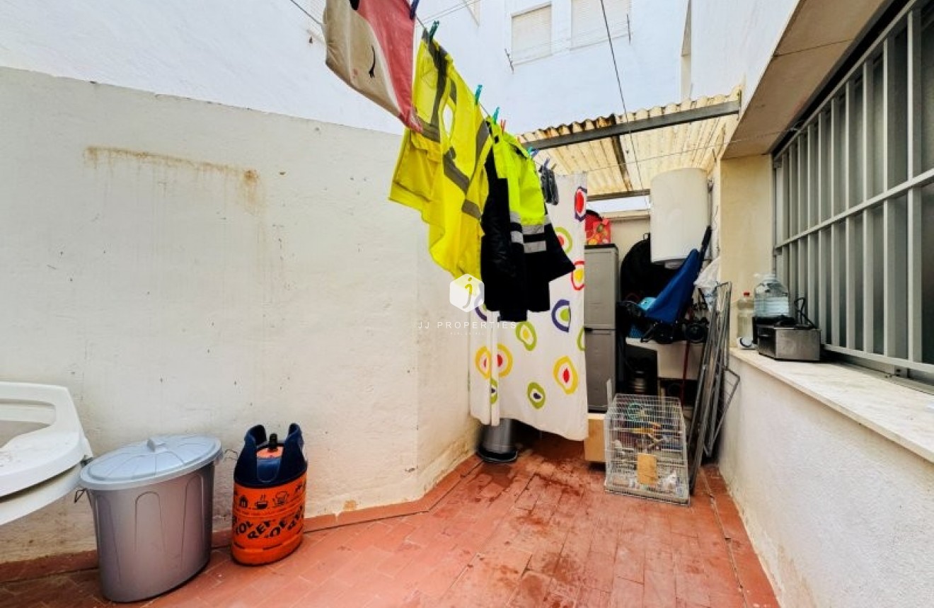 Tweedehands - Appartement / flat -
La Mata - Costa Blanca