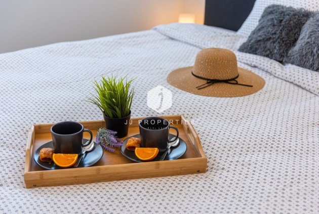 Tweedehands - Penthouse -
Los Balcones - Costa Blanca