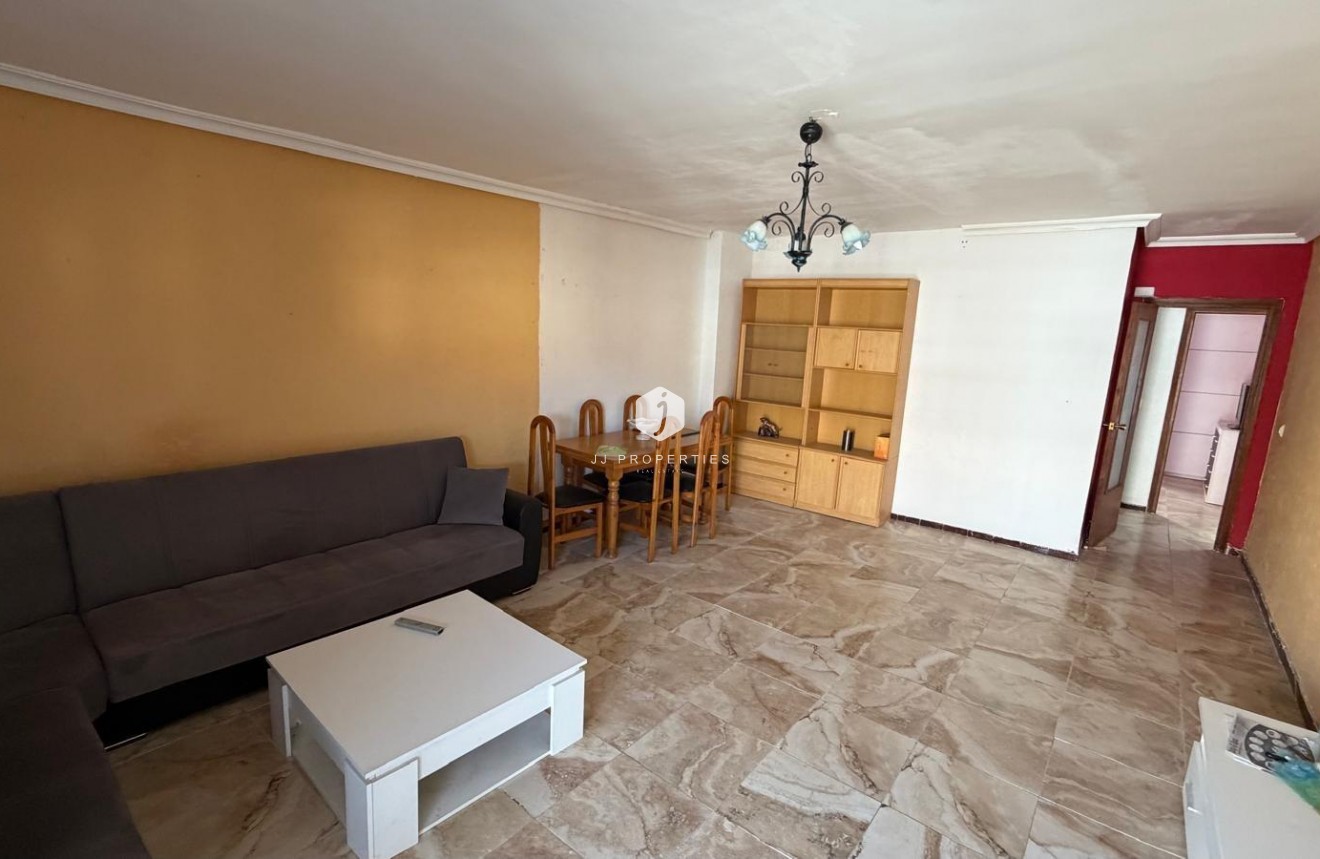 Tweedehands - Appartement / flat -
Torrevieja - Acequion