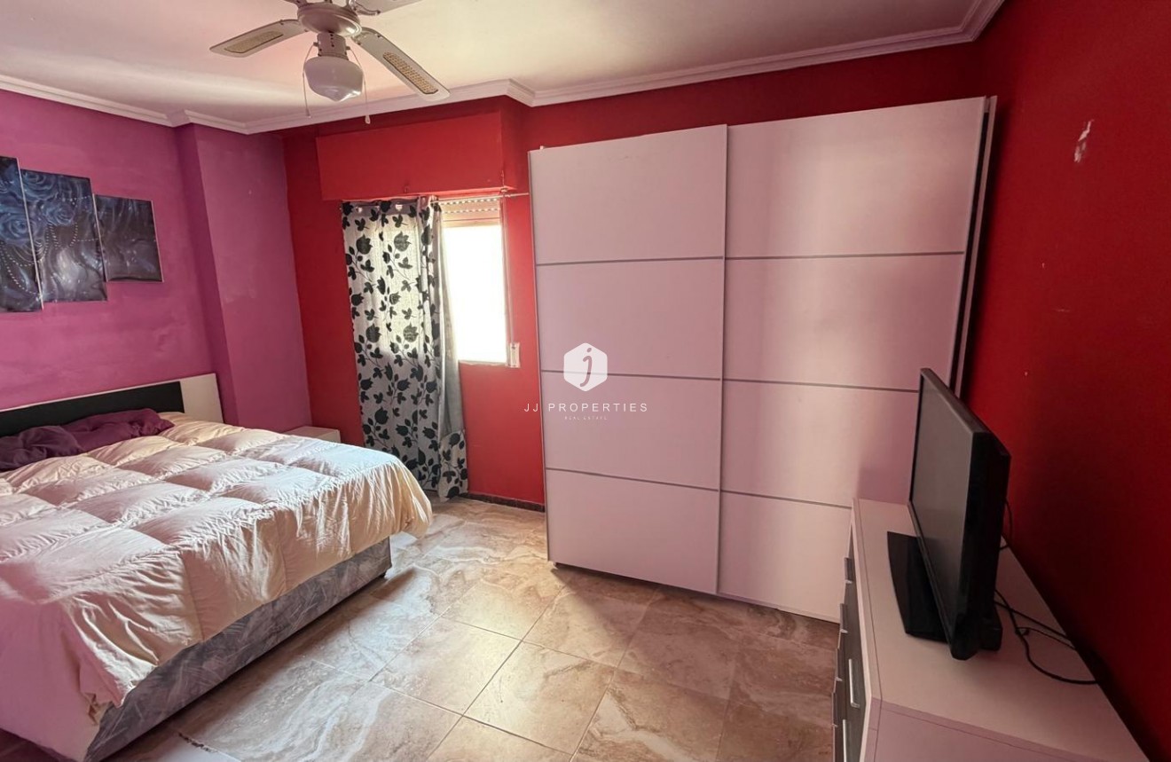 Tweedehands - Appartement / flat -
Torrevieja - Acequion