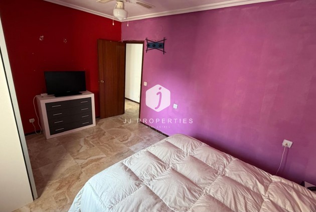 Tweedehands - Appartement / flat -
Torrevieja - Acequion