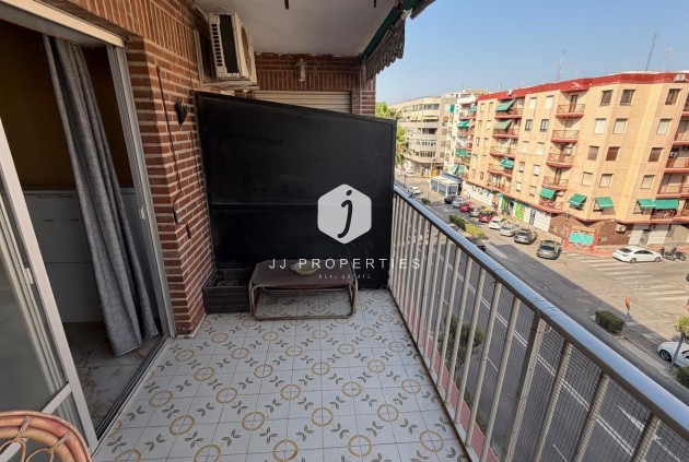 Tweedehands - Appartement / flat -
Torrevieja - Acequion