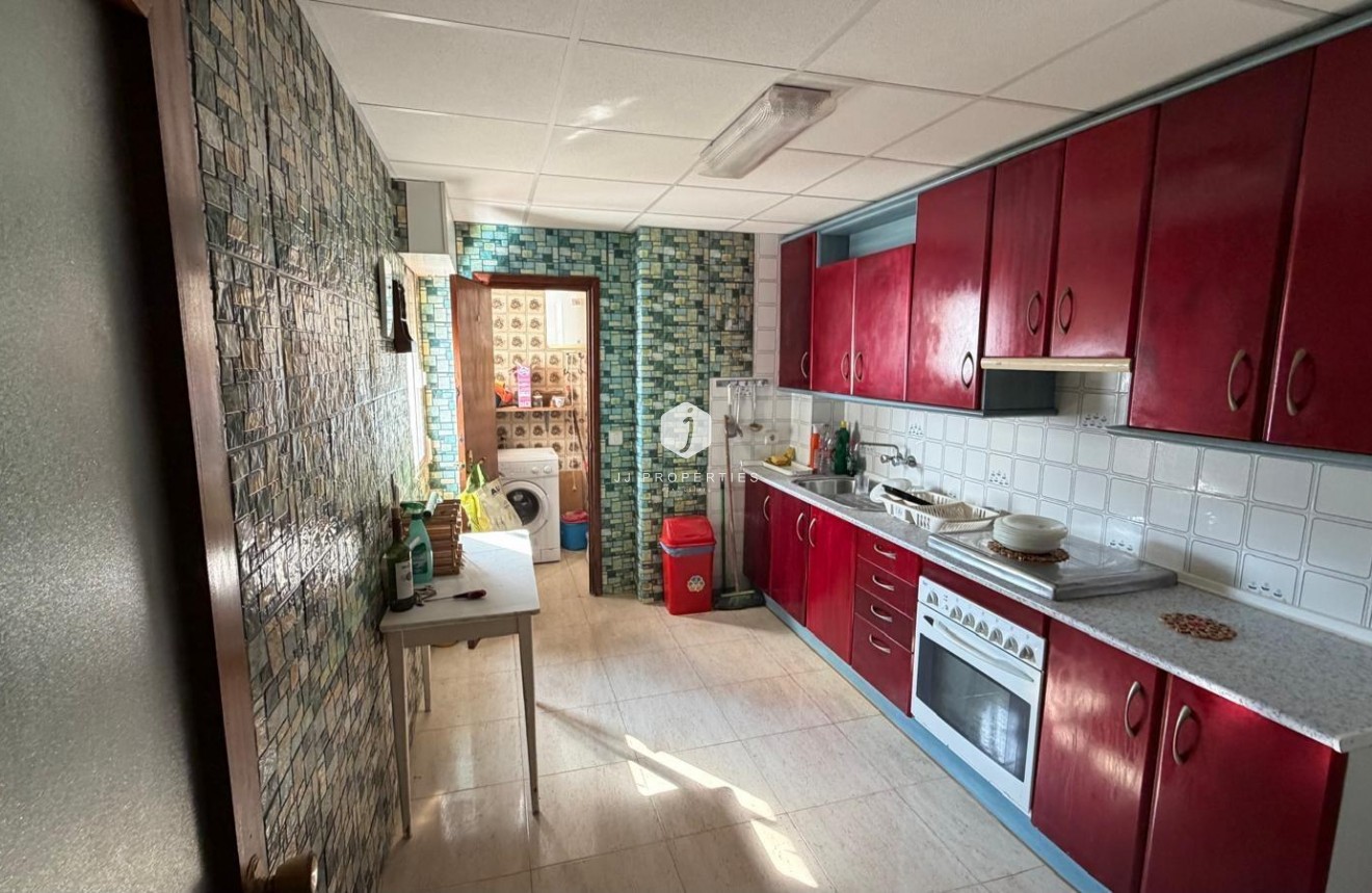 Tweedehands - Appartement / flat -
Torrevieja - Acequion