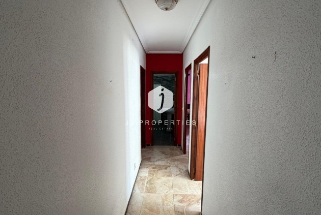 Tweedehands - Appartement / flat -
Torrevieja - Acequion