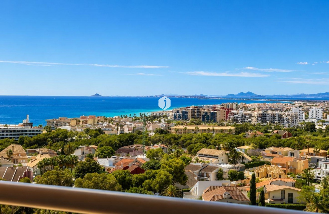 Tweedehands - Appartement / flat -
Orihuela Costa - Campoamor