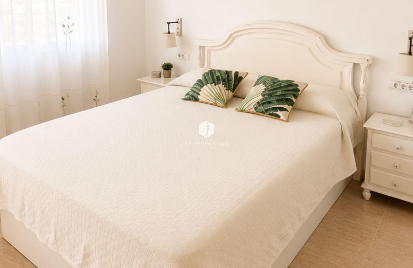 Tweedehands - Appartement / flat -
Orihuela Costa - Campoamor
